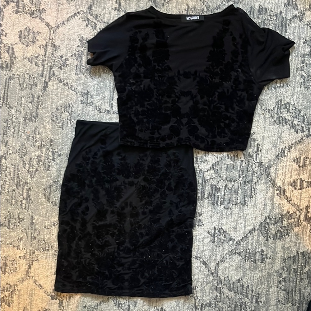 Missguided mesh and velvet floral crop top and skirt - Size XS
